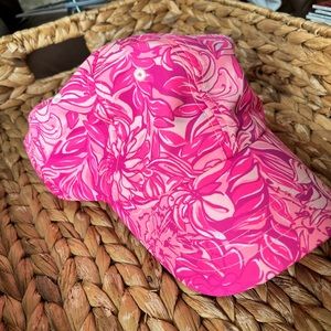 Lilly Pulitzer Run Around Hat in “Pawsitive Cattitude”